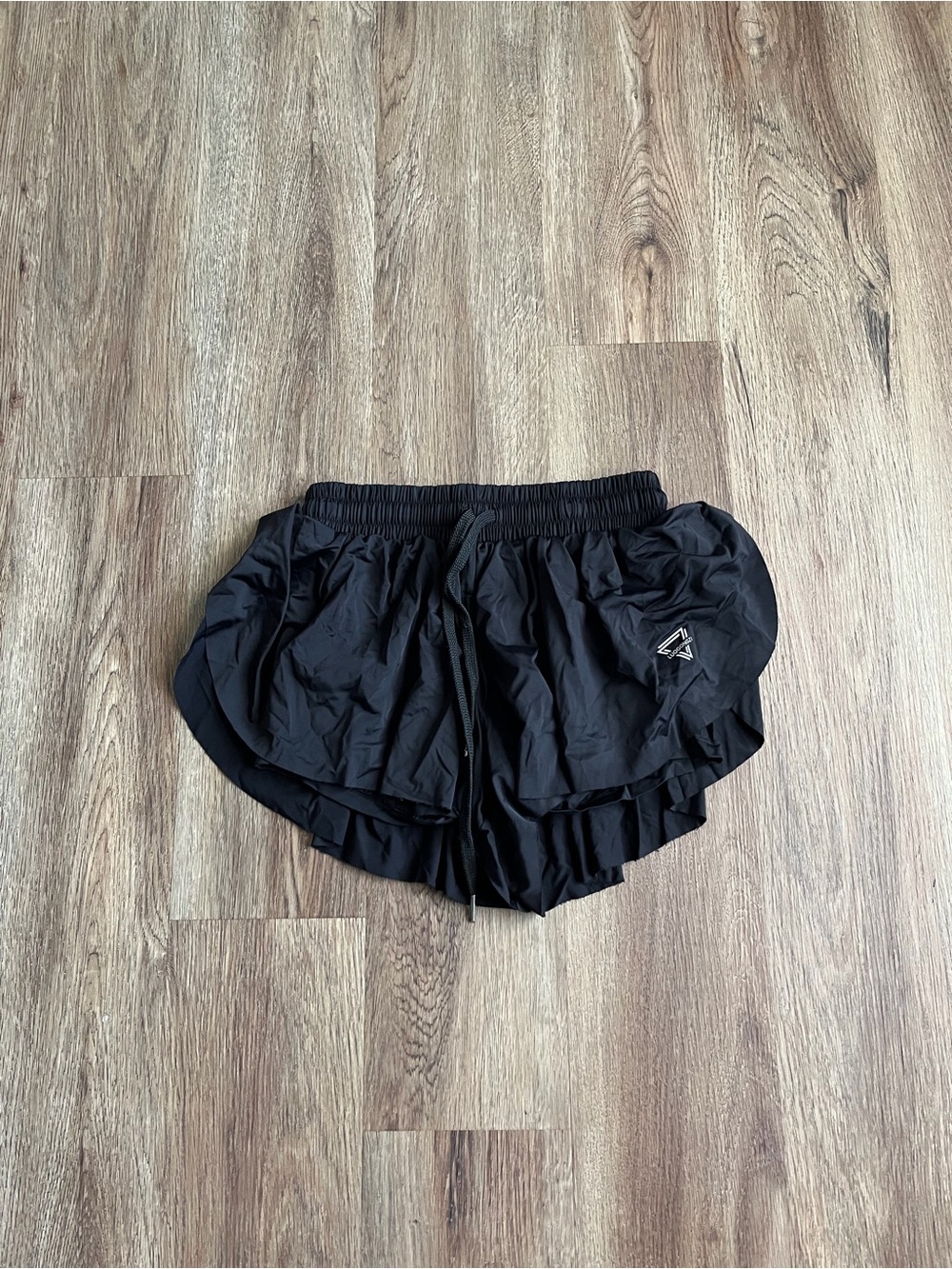 GUC black Luogongzi 2-in-1 Flowy Running Shorts - S